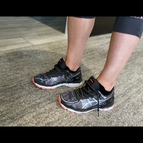 Women’s ASICS GEL - Kayano 22 Running Shoe - Picture 6 of 6